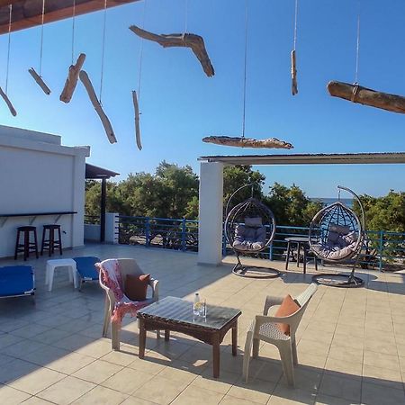 Pelekanos Beachfront Apartment Episkopi-Chania Buitenkant foto